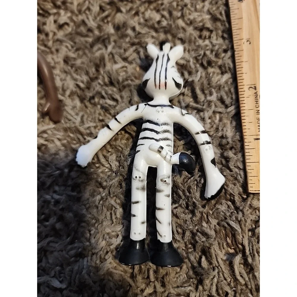 Set‎ Of 12 Bendable Flexible Zoo figures TIGER, ZEBRA, MONKEY Giraffe Ringo 2006